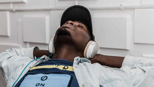 How Does White Noise Help You Sleep?
