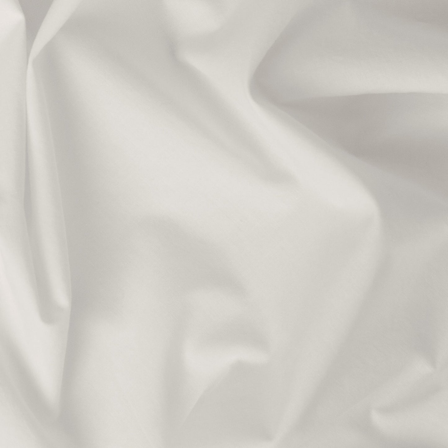 Close-up view of the fabric on the the Tuft and Needle Percale Duvet Cover Set||color:sand